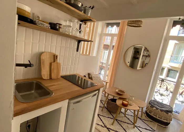 Le Petit Nid - Hypercentre - Proche Gare شقة *